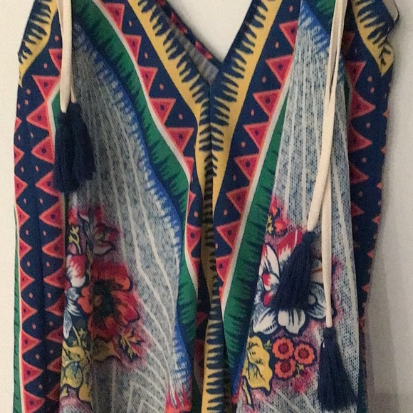 Tropical flowing tank with adjustable tie tassel straps - Picture 3 of 4